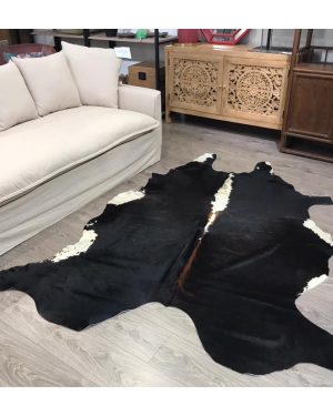 CUERO NATURAL 222 X 186 CM
